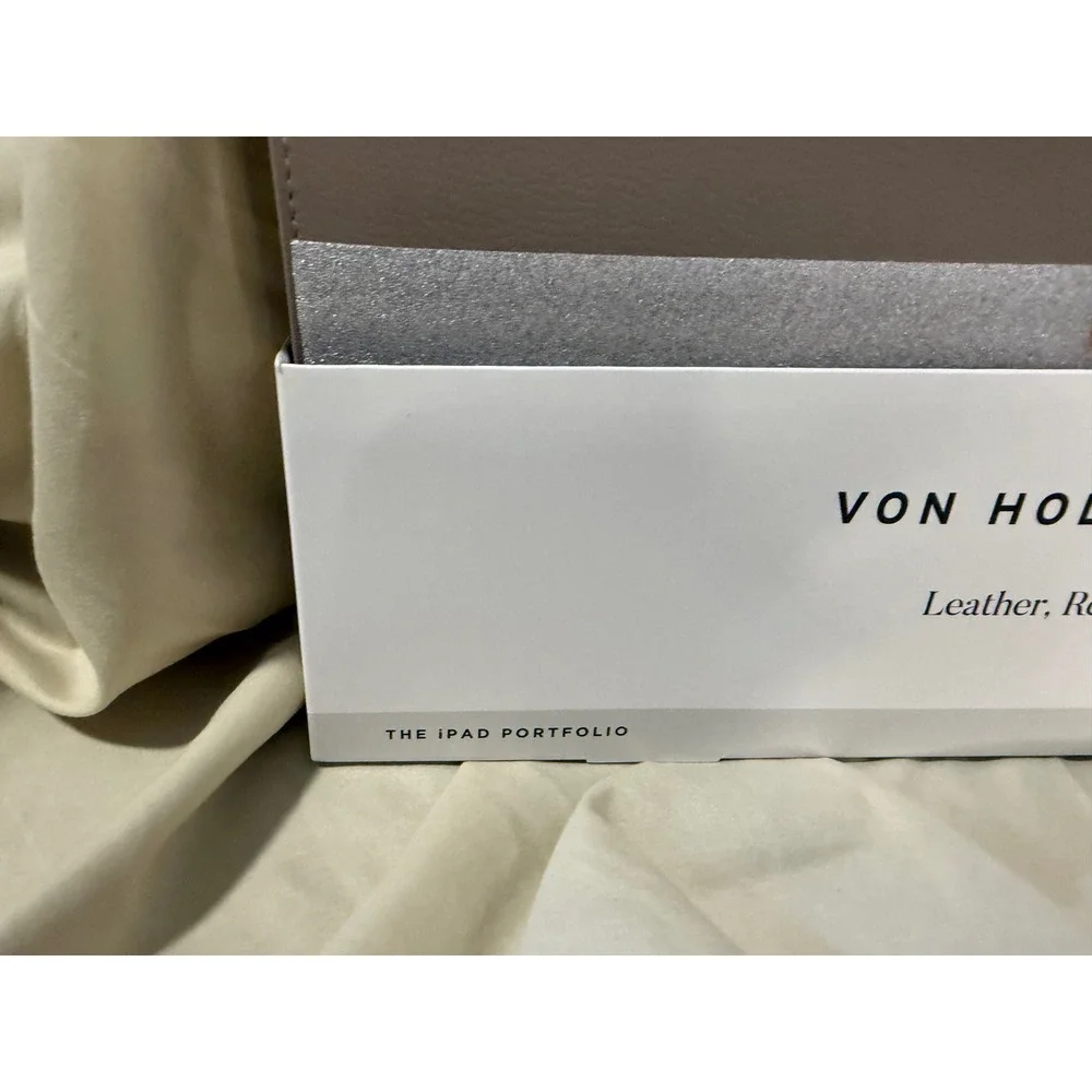 Von Holzhausen iPad Pro 12.9 Portfolio Technik Leather Sleeve  NEW‎